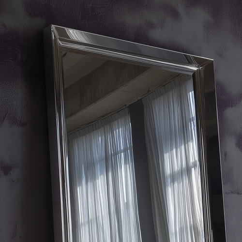 MIA oversized mirror chrome detail